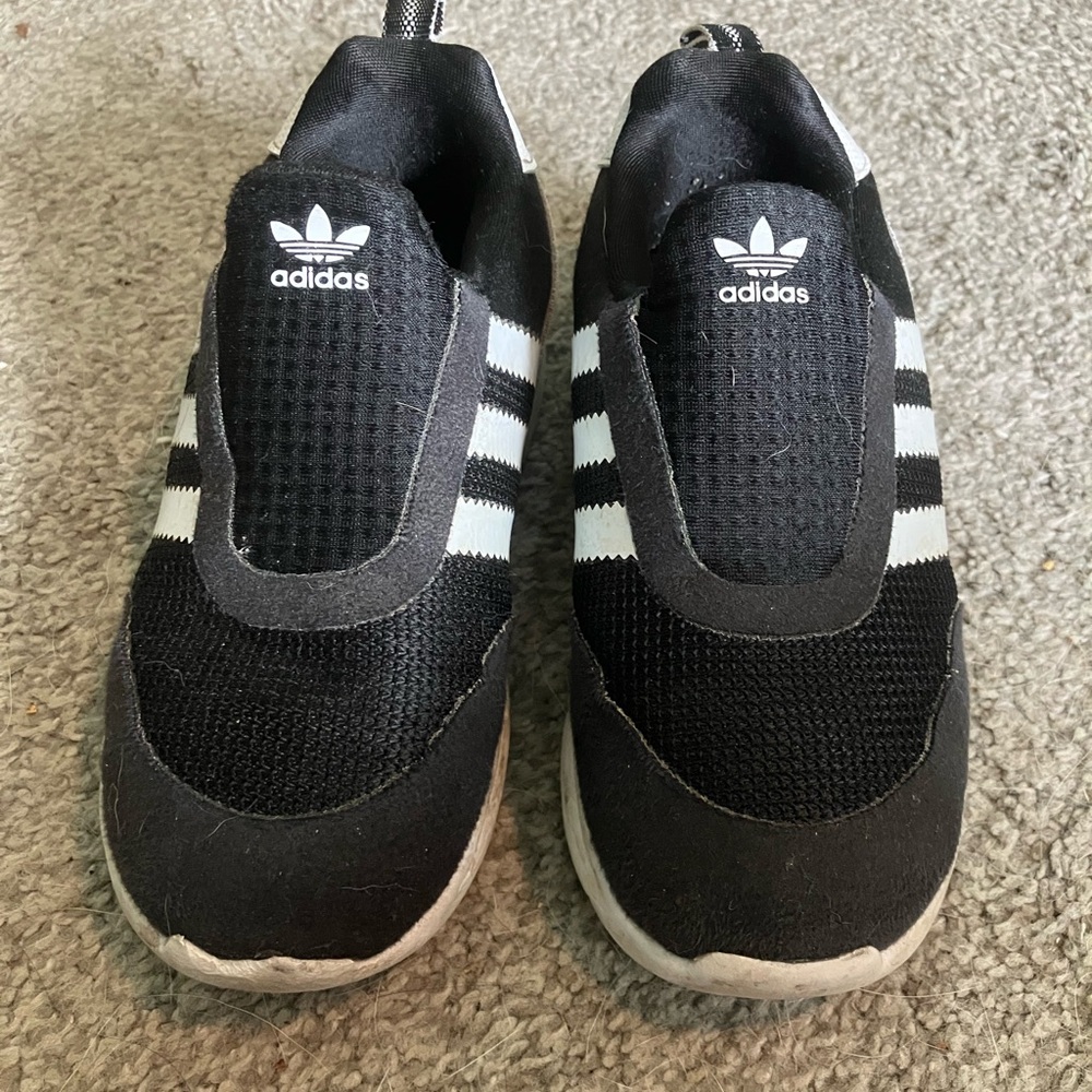 Adidas Black and White Sneakers Classic Design